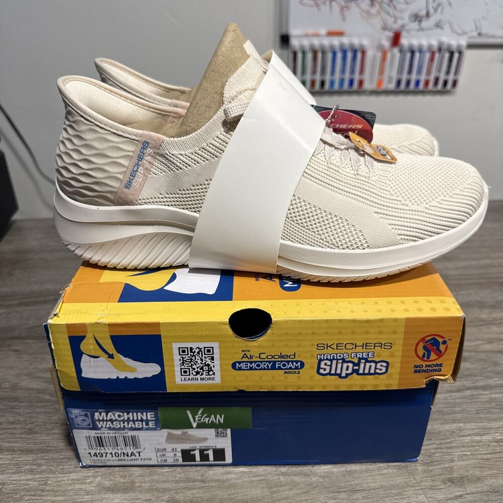 NEW Women's Skechers Slip-Ins Ultra Flex 3.0 Brilliant Path Natural US Sz 11